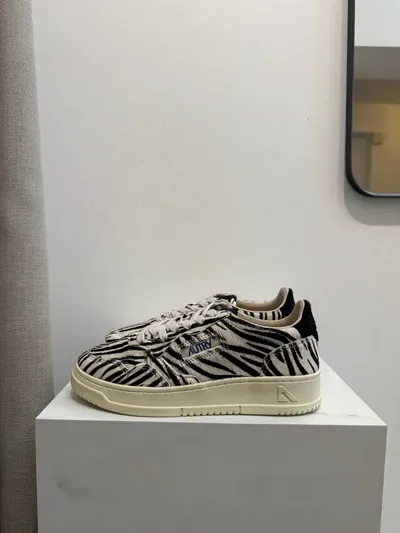 Autry International S.R.L. Medalist Low Zebra/Black