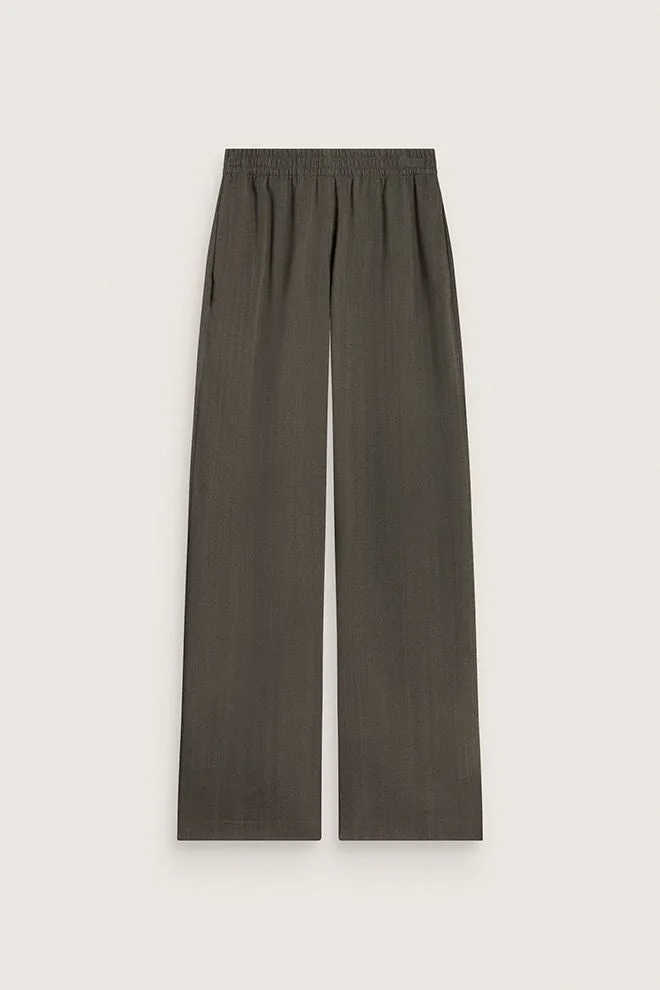 Hose im Jogging Stil