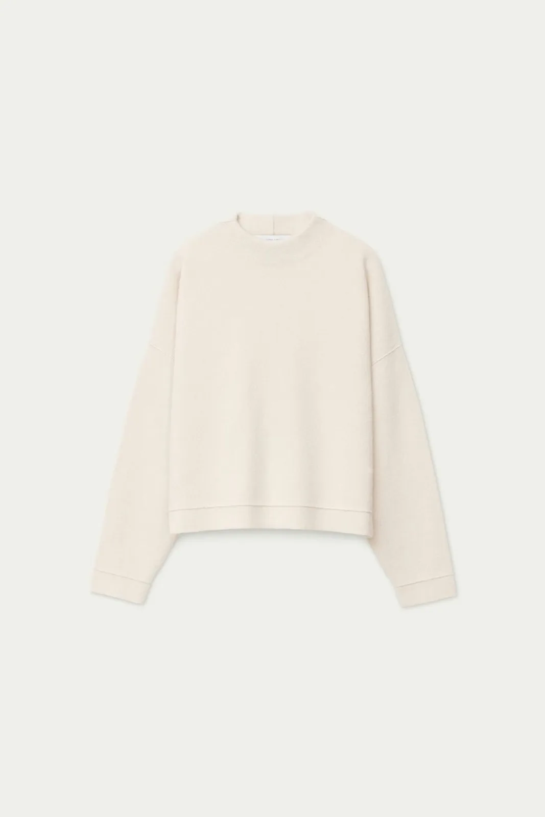 Basilia Pullover off white