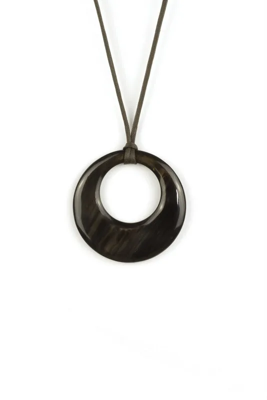LINDOCHINEUR SMALL RING PENDANT