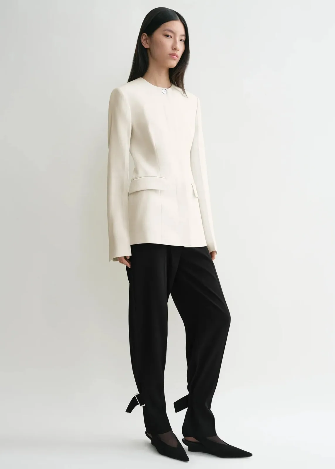 Blazer Collarless Cinched in Ecru